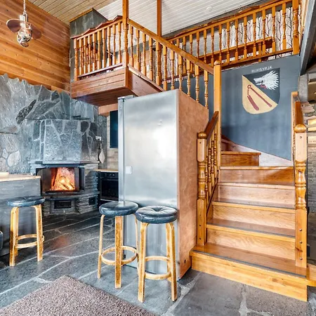 Alpesi faház Moekki Jaerven Rannalla, Matkailukartano Kivennapa *