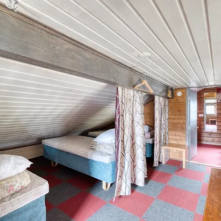 Moekki Jaerven Rannalla, Matkailukartano Kivennapa Alpesi faház Pieksaenkoski