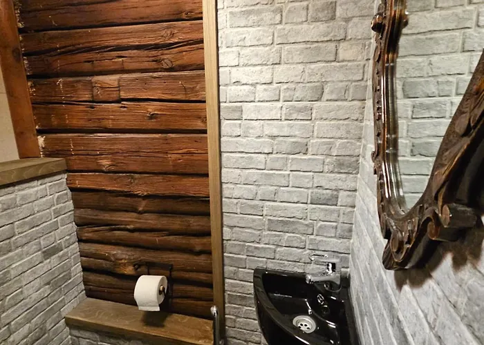 Moekki Jaerven Rannalla, Matkailukartano Kivennapa Chalet