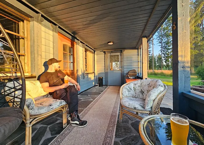 Moekki Jaerven Rannalla, Matkailukartano Kivennapa Chalet *