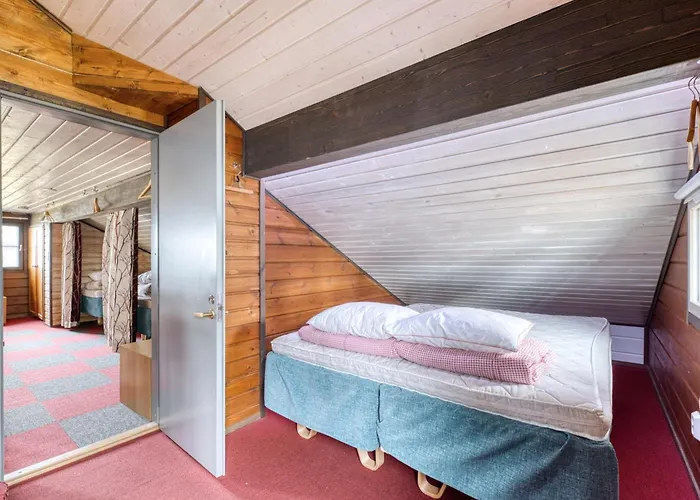 Moekki Jaerven Rannalla, Matkailukartano Kivennapa